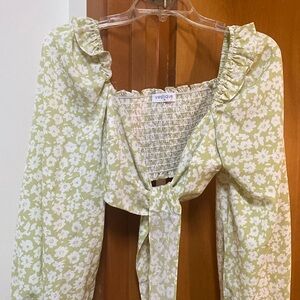 Vestique Floral Wrap Crop Top